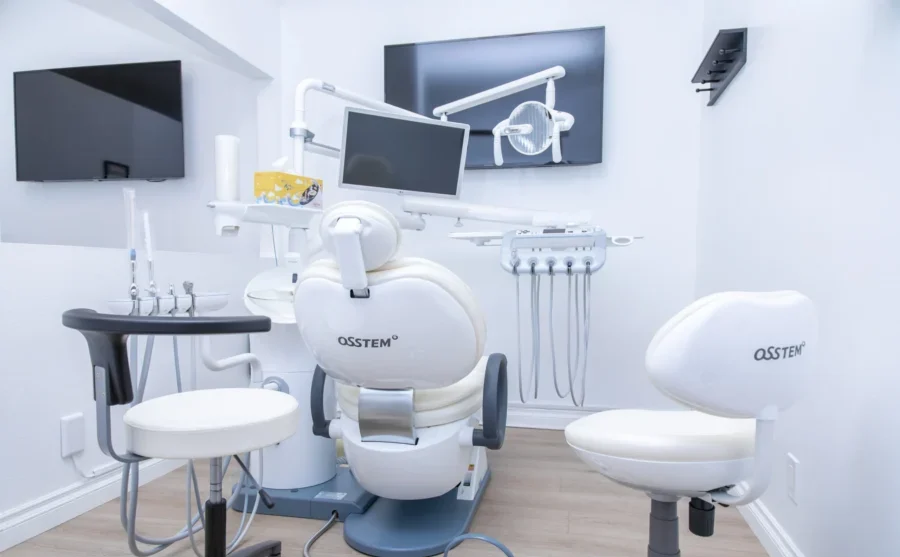 Dental Chair At Dr.Khuu DDS