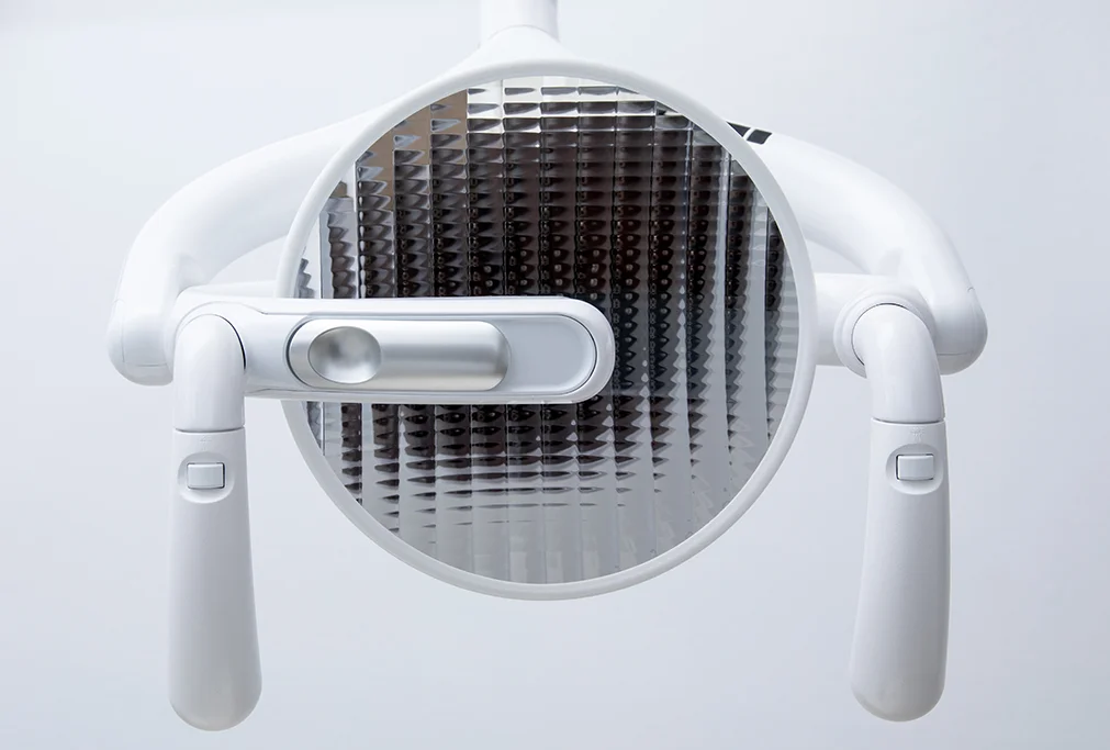 Hi-Tech Patient Chair Light